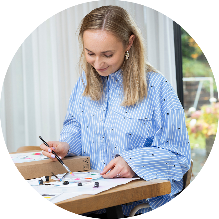 Loves creating beautiful, aesthetic products.