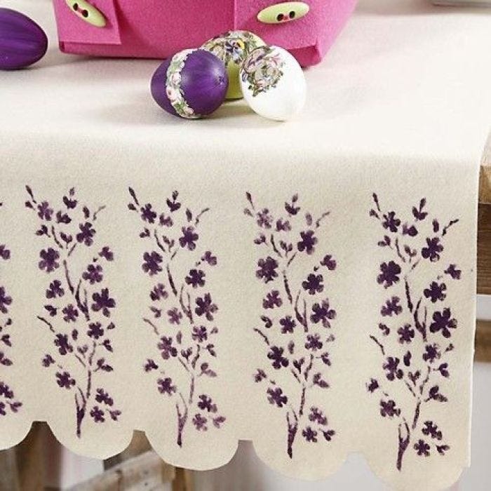 Table runner