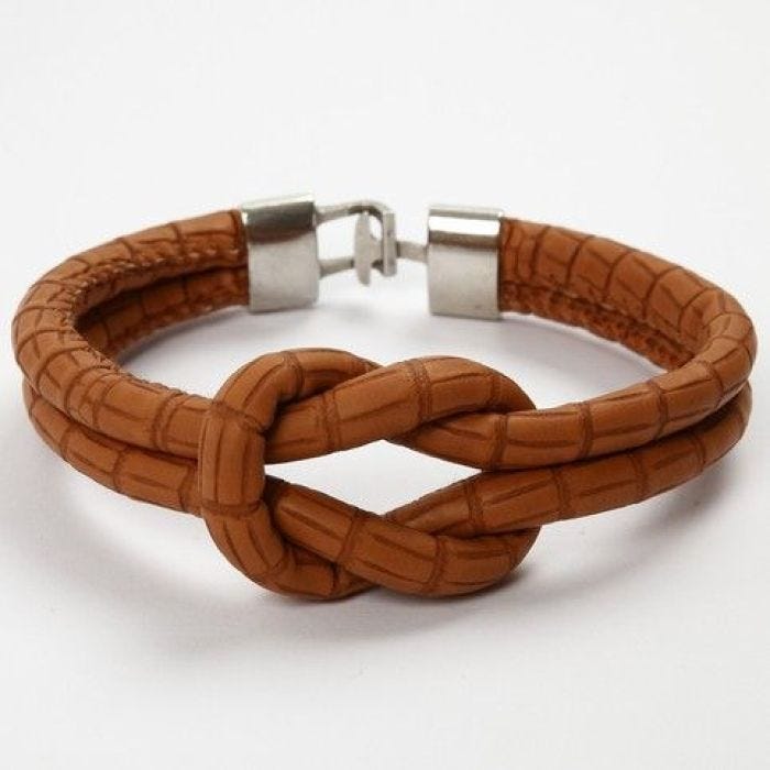 A Bracelet with a Knot