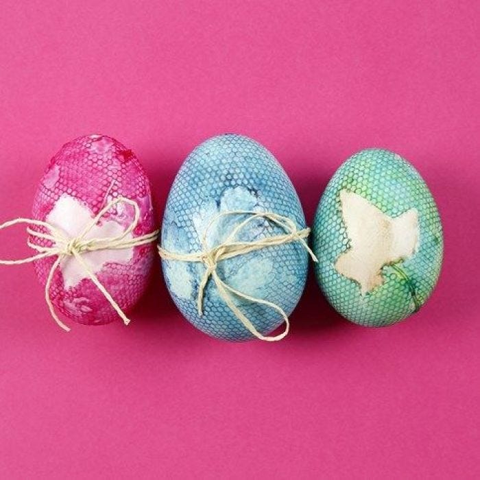 Natural Eggs with a coloured Pattern made with Tulle