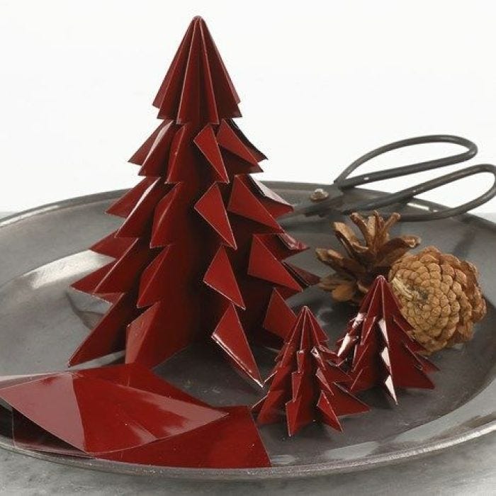 Christmas Trees from folded glossy Origami Paper