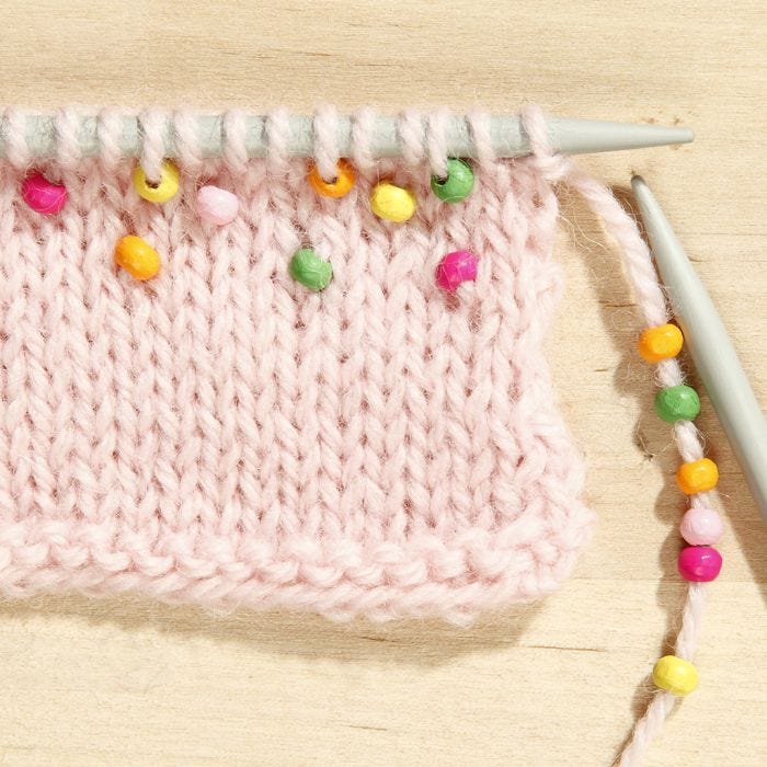 How to knit with Beads