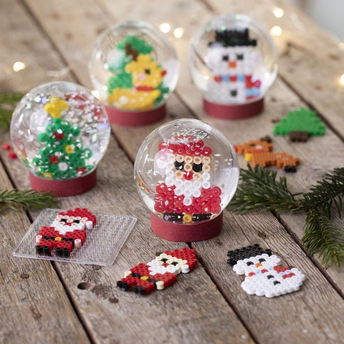 Snow globes with Christmas figures made from Nabbi fuse beads