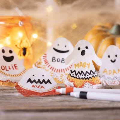 Halloween ghost place cards