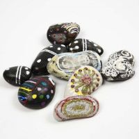 Decorative Stones with colourful Patterns and a luminous Effect