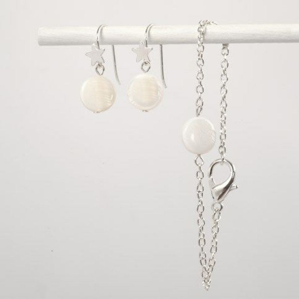 Earrings and a Bracelet with Mother of Pearl Beads