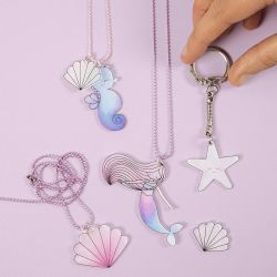 Creative kit – Jewellery-making with beads and shrink plastic sheets