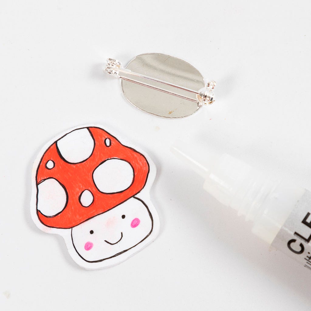 Make: DIY Shrink Plastic Brooches or Pins {Updated Step By Step